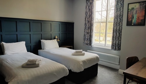 Premium Twin Room