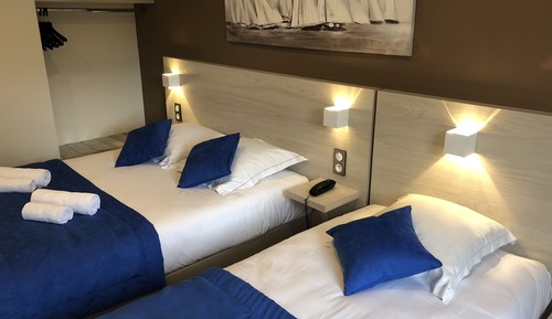 Superior Triple Room, Patio, Poolside