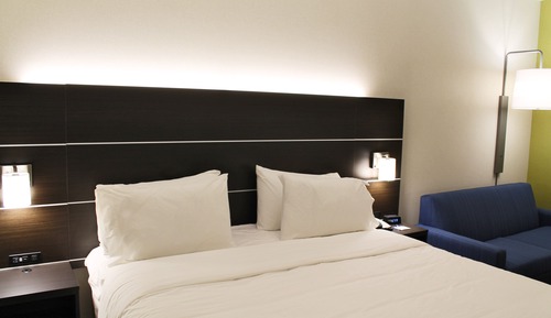 Standard Room, 1 King Bed (Bath Shwr Combo)