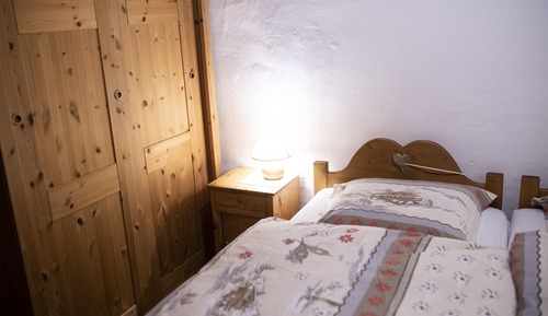 Double Room, Shared Bathroom, Mountain View