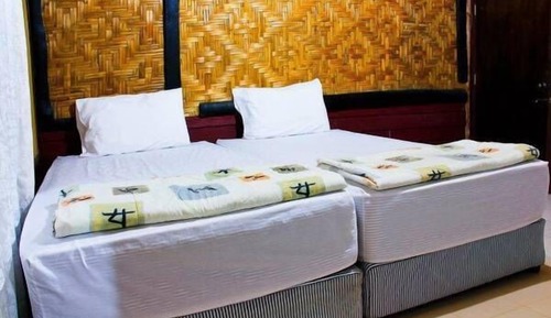 Shared Dormitory, 2 Twin Beds, Non Smoking, Lake View