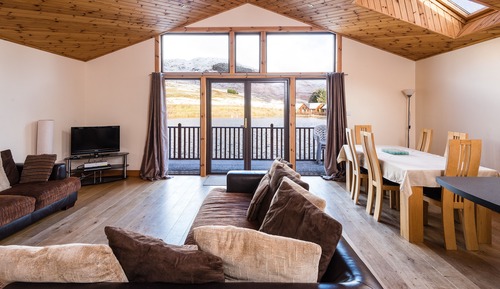 Exclusive Cabin, 3 Bedrooms, Lake View