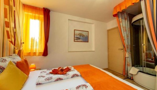 Executive Three Bedroom Apartment, Balcony, Sea view