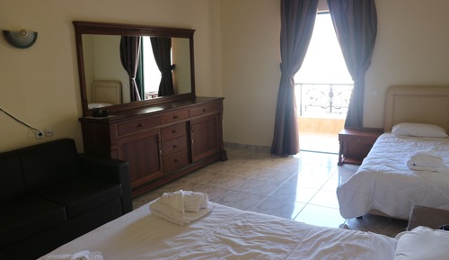 Family Room (Open Plan), Sea View