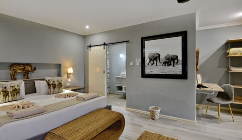 Family Room (4pax)