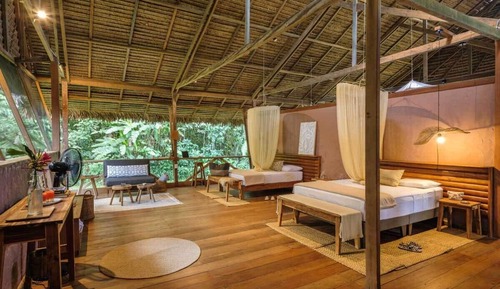 Luxury Cabin, Garden View