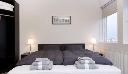 Family Room, Private Bathroom