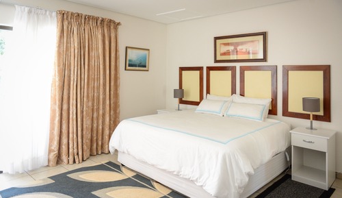 The Aviary (2 sleeper)