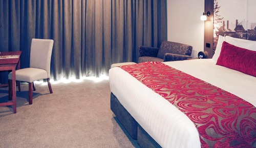 Superior Room, 1 King Bed