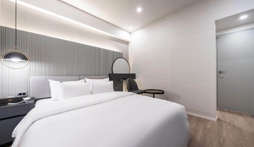 Premium Double Room