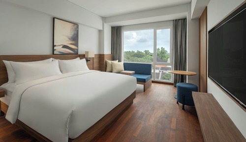 Deluxe Room, 1 King Bed, Non Smoking