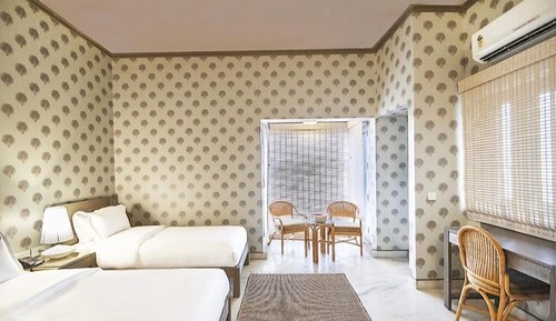 Deluxe Twin room