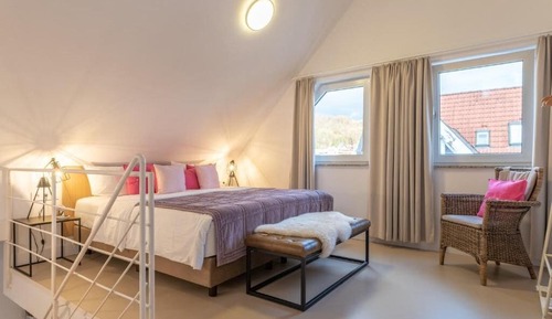 Deluxe Triple Room, City View