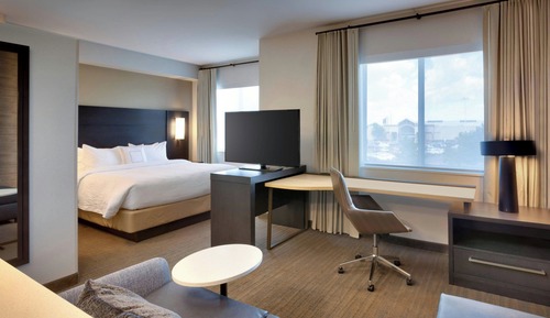 Studio Suite, 1 King Bed with Sofa bed