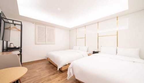 Twin Room, City View