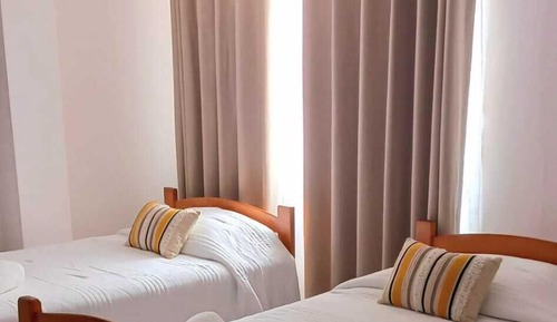 Comfort Triple Room, City View