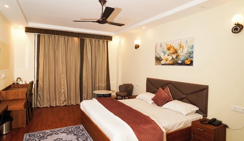 Deluxe Room, Balcony, Valley View