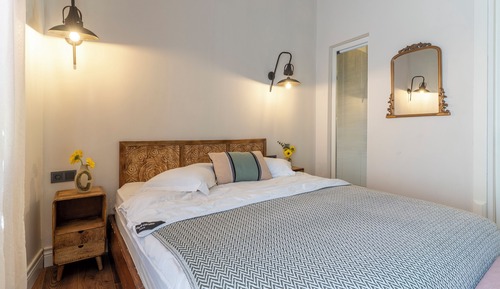 Comfort Room, Garden View