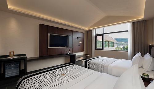 Classic Twin Room