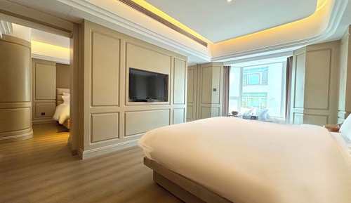 Premier Suite