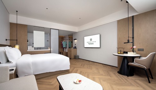 Business Double Room, City View