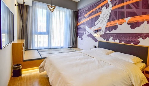 Deluxe Double Room, 1 Queen Bed