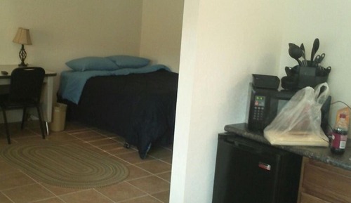 Room, 1 King Bed, Smoking