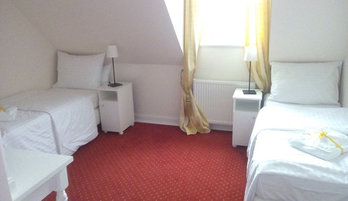 Comfort Double or Twin Room, Golf View