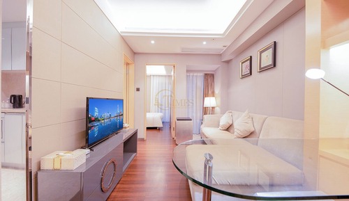 Business Room, Balcony, Garden View