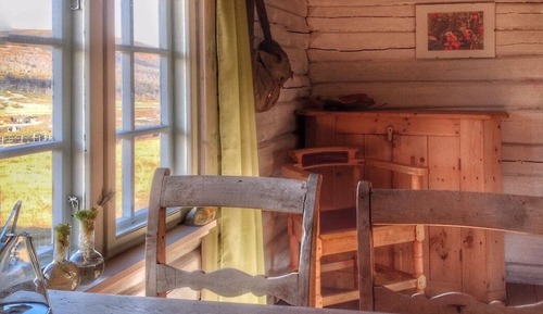 Remote Mountain Cabin 30 mins. drive from Farm (Seter)