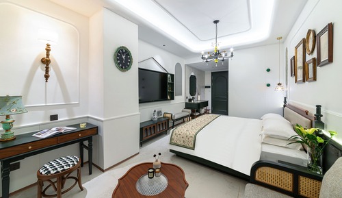 Classic Single Room, 1 Queen Bed