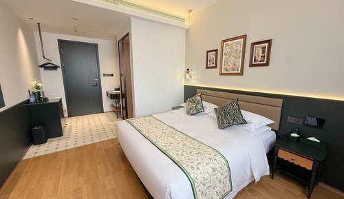 Deluxe Single Room, Balcony, City View