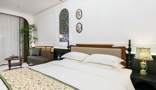 Elite Single Room, Balcony, City View