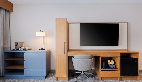 Standard Room, 1 King Bed