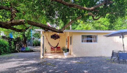 Comfort Room, Patio, Courtyard View