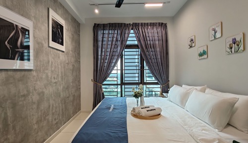 Economy Apartment, City View