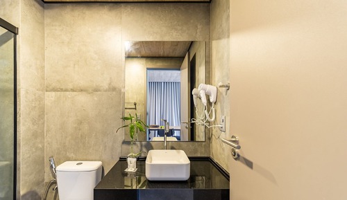 Basic Apartment