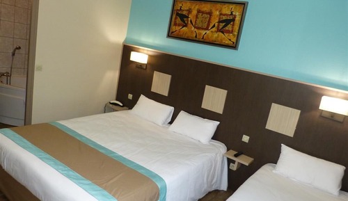 Triple Room