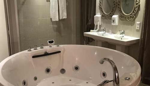 Double Room (Balneo)