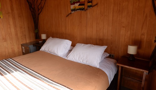 Classic Room, 1 Bedroom, Partial Lake View