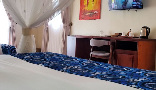Luxury Double or Twin Room, 2 Queen Beds, Non Smoking, Private Bathroom
