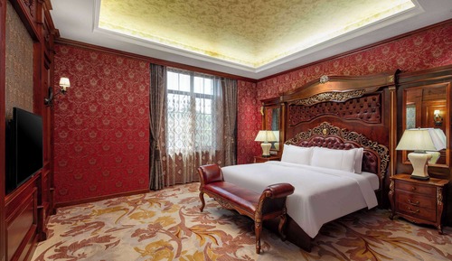 Suite, 2 Double Beds, Non Smoking