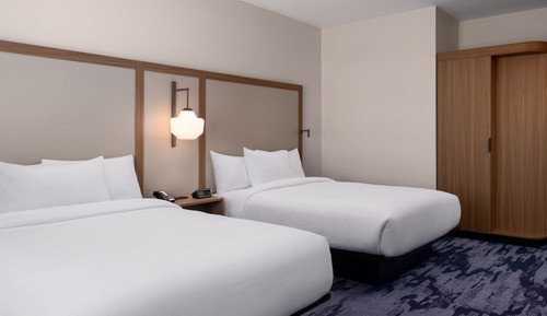 Room, 2 Queen Beds, City View (Hearing Accessible)