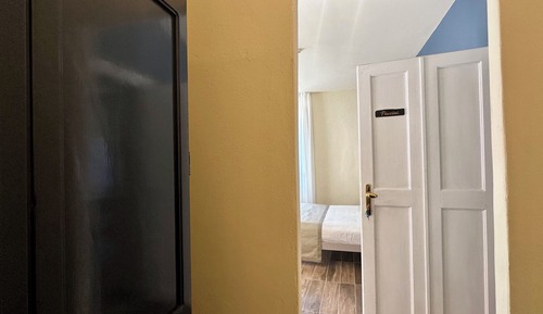 Deluxe Room, 1 Queen Bed with Sofa bed