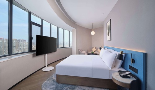 Deluxe Room, 1 King Bed