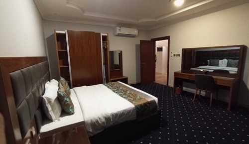 Apartment three bed rooms -6 Beds