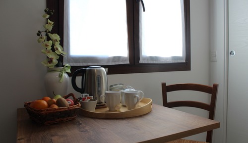 Single Room, Hill View