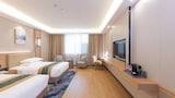 Superior Twin Room, Partial Lake View