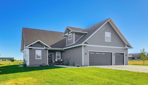 House (3 Bedrooms)