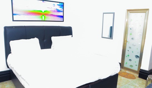 Deluxe Single Room